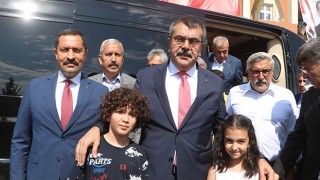 Milli Eğitim Bakanı Tekin: 'Her türlü bağımlılıkla mücadele edeceğiz'