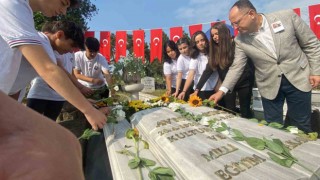 Milli Eğitim ve Kültür eski Bakanı Avni Akyol kabri başında anıldı