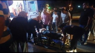 Minibüsün çarptığı motosikletli yaralandı