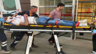 Motosiklet devrildi: 2 yaralı