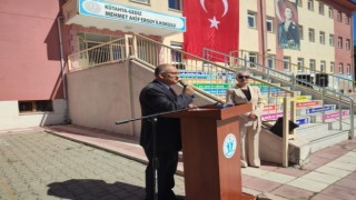 Müdür Mahmut Bahadur: “Eğitim öğretim yılımız sorunsuz başladı”