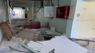 Mülk sahibi ile işletmeci anlaşmazlığı sebebiyle boşaltılan okulu hırsızlar savaş alanına çevirdi