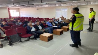 Nevşehirde okul servis şoförlerine eğitim verildi