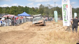 Off-road şenliği nefes kesti