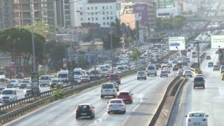 Okulların açıldığı ilk gün İstanbulda trafik yoğunluğu yaşandı