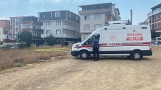 Önce eşini sonra kendini bıçakladı