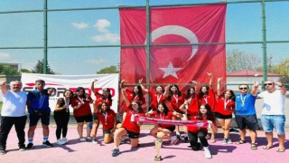 Ortaköy U16 Hokey kızlar 1. Lig şampiyonu