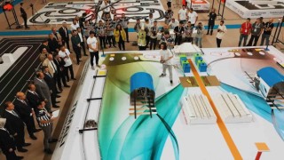 Ortaokul ve lise öğrencileri robotlarıyla büyüledi