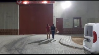 Otomobilden hırsızlık yapan şüpheli tutuklandı