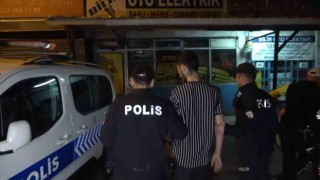 (Özel) Çalıntı araçla da, ehliyetsiz de, alkollü de yakalanan var