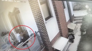 (Özel) Önce köpekle oynadı, sonra böyle soygun yaptı...Tatilde paraları yerken yakalandı