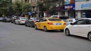 (ÖZEL) Vatandaşlar Eskişehirdeki trafik sorununa çözüm bulunmasını bekliyor