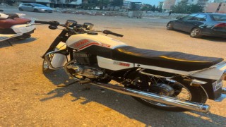 Park halindeki motosiklet çalındı