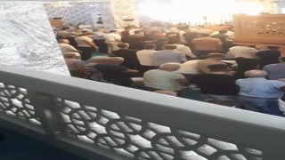 Pendikte cuma namazında tokat attın kavgası