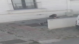 Pendikte gürültüden rahatsız oldu: Bıçakla kovaladı