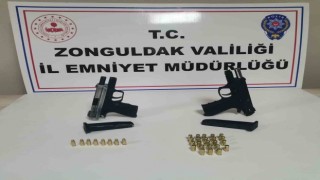 Polis ekipleri ruhsatsız tabanca ele geçirdi