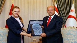 Rektör Hotar, KKTC Cumhurbaşkanı Tatarı ziyaret etti