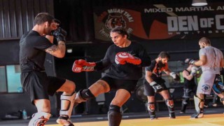 Sabriye Şengül, Amerikada MMA maçına çıkacak