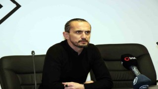 Sakaryaspor, Tuncay Şanlı ile görüştü