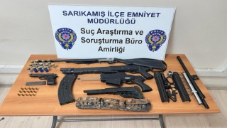Sarıkamışta çok sayıda silah ve mühimmat ele geçirildi