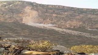 Siirtteki deprem bir çobanın cep telefonuyla görüntülendi