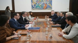 Sırbistan Cumhurbaşkanı Vucic, Kosovanın kuzeyinde güvenliği KFORun sağlamasını talep etti