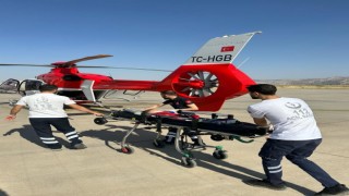 Şırnakta ambulans helikopter Demhat bebek için havalandı