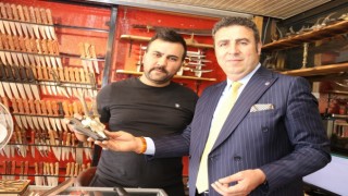 Sivasa hızlı trenin gelmesine en çok sevinen Sivaslı bıçak ustaları olmuştu
