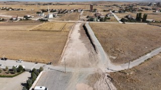 Sorgun Belediyesinde yol çalışmaları hız kesmeden sürüyor