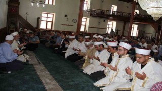 Suşehrinde 10 hafız için icazet töreni düzenlendi