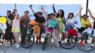 Süslü Kadınlar pedallarını farkındalık için çevirdi