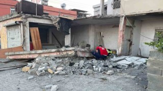 Tarsusta evin duvarı çöktü: 1 çocuk yaralandı
