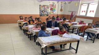 Taşlıçay Kaymakamı Arıkan, ilçe merkezindeki okulları ziyaret etti
