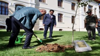 TBMM Başkanı Kurtulmuş Bileciki ziyaret etti