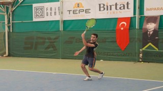 Tenis turnuvasında yarı final heyecanı