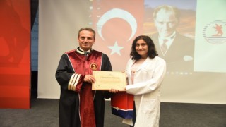 Tıp öğrencileri beyaz önlük giydi