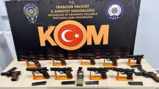 Trabzonda araç içinde 11 ruhsatsız tabanca ele geçirildi
