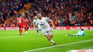 Trendyol Süper Lig: Galatasaray: 1 - Samsunspor: 0 (Maç devam ediyor)