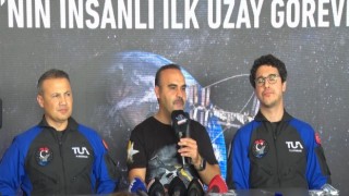 Türk uzay yolcuları TEKNOFESTte merak edilenleri cevapladı