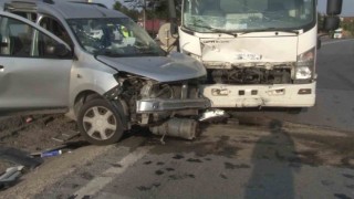 Tuzlada trafik kazası: 2 yaralı