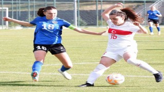 U19 Kadın Milli Futbol Takımı, Estonyayı 3-2 yendi