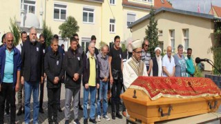 Usta sanatçı Mehmet Ulay son yolculuğuna uğurlandı