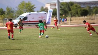 UYAFA Ağrı Dağı Cup Futbol Turnuvasının şampiyonu Diyarbakır oldu