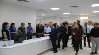 Vali Atay Cizre Devlet Hastanesinde çalışmalar hakkında bilgi aldı