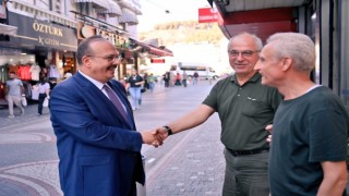 Vali Canbolat, çarşı esnafıyla bir araya geldi