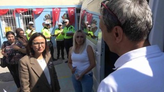 Vali Kaya okul servis araçlarının denetimine katıldı