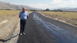 Vali talimat verdi, teröre verilen ilk şehidin kabrine giden yol asfalta kavuştu