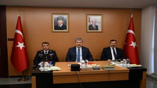 Vali Yılmaz video konferans ile güvenlik toplantısına katıldı