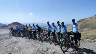 Vangölü Aktivistleri Derneği sağlıklı bir yaşam için pedal çevirdi