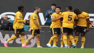 Wolverhampton, Manchester Citynin galibiyet serisine son verdi